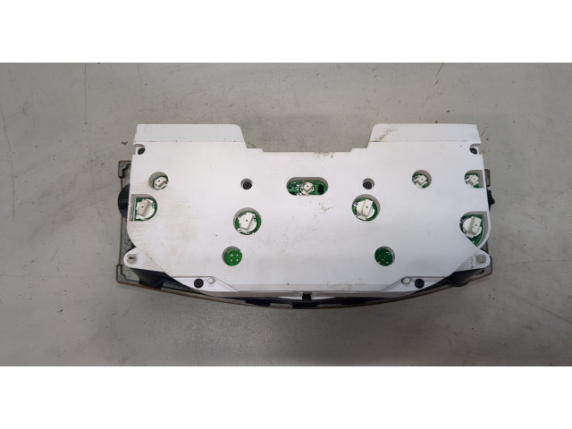 Панель приборов Jaguar XJ 1997–2003