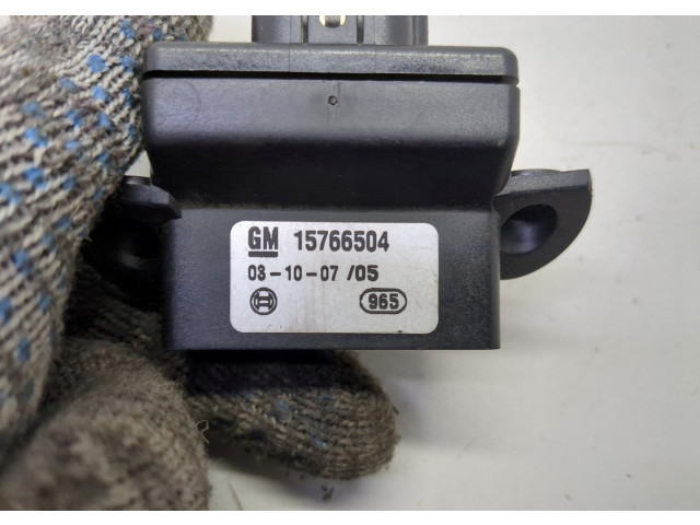 Дисплей бортового компьютера  Cadillac Escalade 2 2001-2006 15766504       