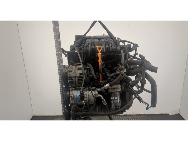 Форсунка топливная Skoda Octavia Tour 1996-2011 037906031AL, 06A133317A