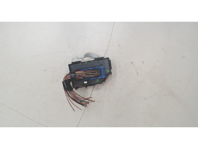 Блок предохранителей  Chevrolet Tahoe 2006-2014      1592504402    5.3