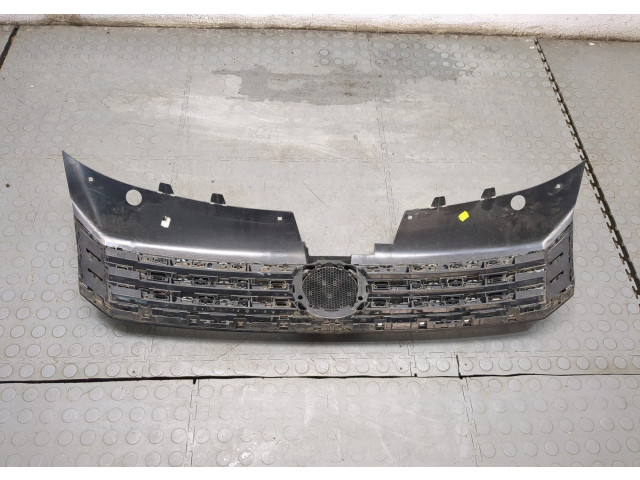 Решетка радиатора  Volkswagen Passat 7 2010-2015 Европа          3AA853651
