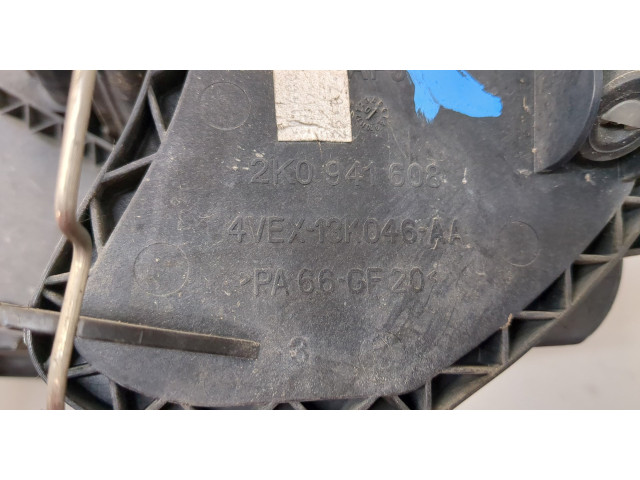 Фара передняя  Volkswagen Caddy 2004-2015 правая 