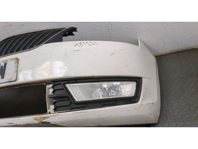 Бампер  Skoda Rapid передний   5JA807221B