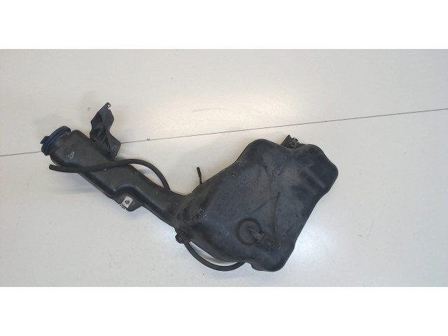 Бачок омывателя  Mercedes C W204 2007-2013 2048600260     2.2