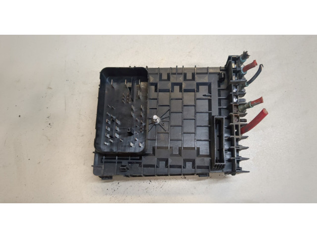 Блок предохранителей Skoda SuperB 2008-2015