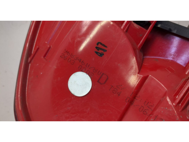 Задний фонарь          