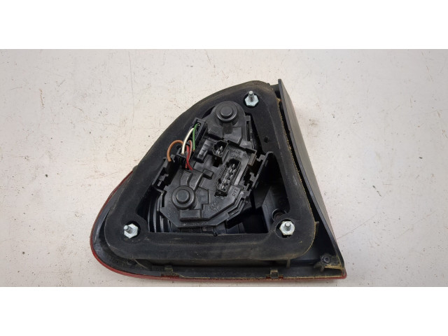 Задний фонарь          