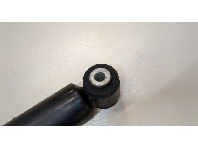 Стойка амортизатора  Volvo XC60 2017-      