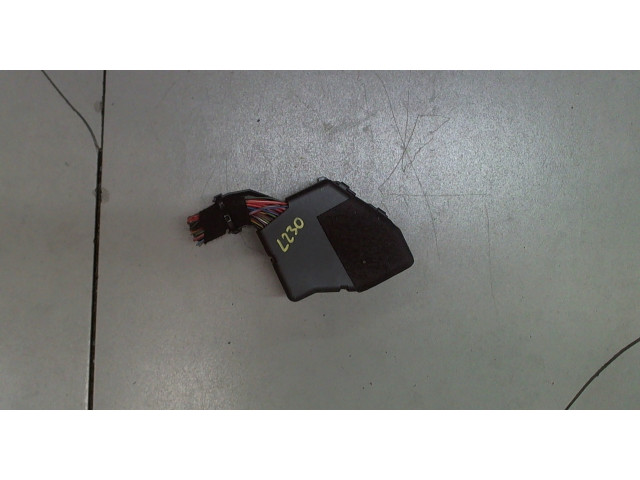 Блок предохранителей Audi A8 (D3) 2002-2005 8D1941824, 8D2941824 4.2