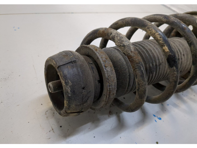 Стойка амортизатора Volkswagen Golf 4 1997-2005