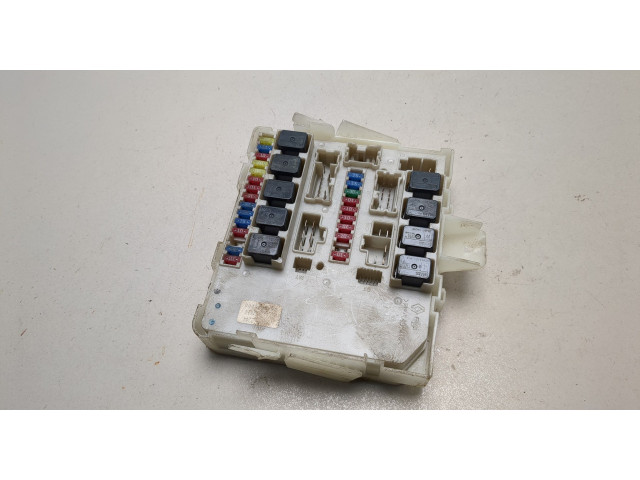 Блок предохранителей Infiniti QX56 2004-2010 284B67S002