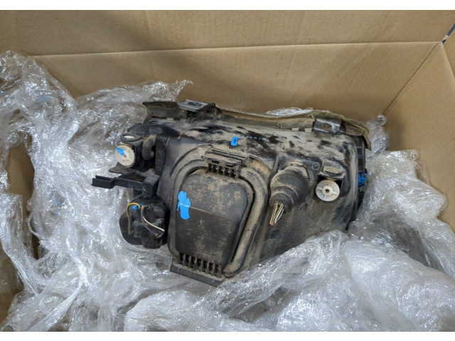 Фара передняя Audi A4 (B5) 1994-2000 левая