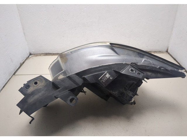 Фара передняя Mazda CX-9 2016-2022 правая