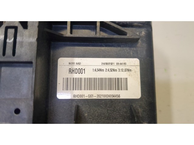 Блок предохранителей  Ford Focus 4 2018-      JX6TA094AE   4  1