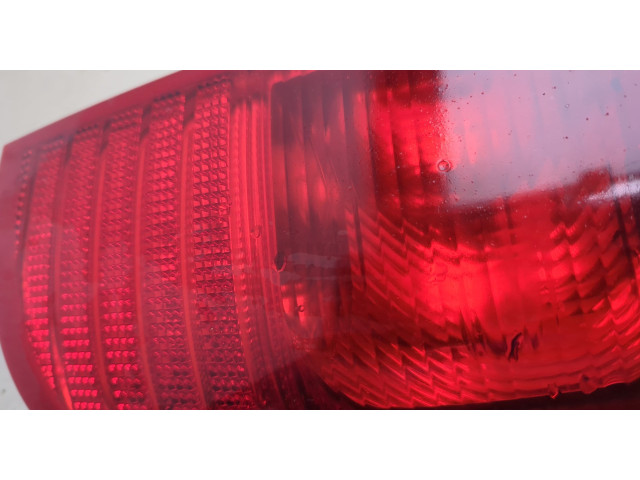 Задний фонарь