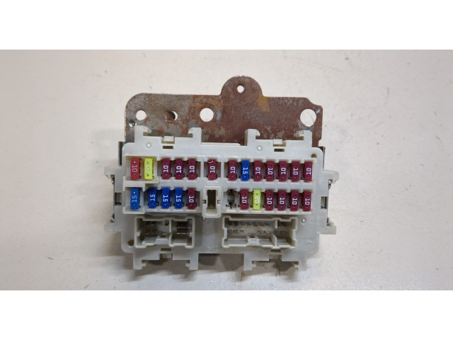 Блок предохранителей Nissan Pathfinder 2004-2014