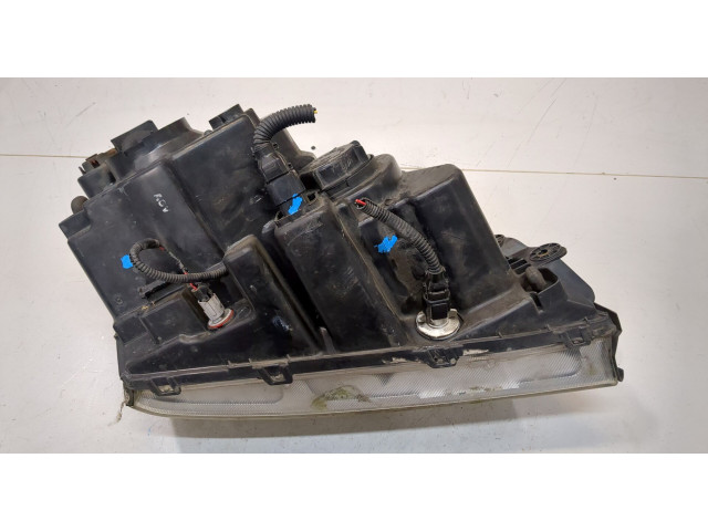 Фара передняя  KIA Sorento 2002-2009 левая 