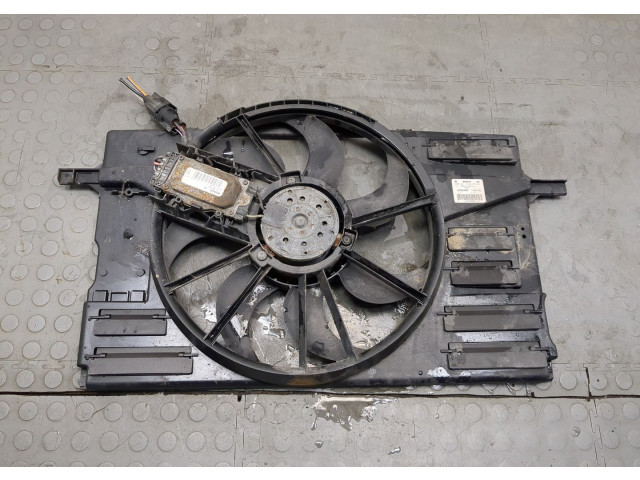 Вентилятор радиатора  Volvo C30 2006-2013           