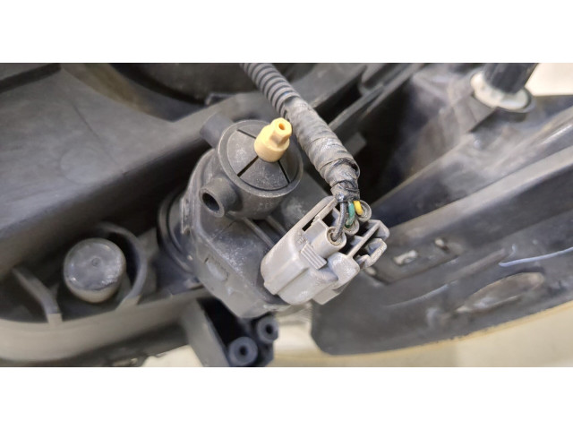 Фара передняя Honda FRV правая