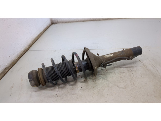 Стойка амортизатора Volkswagen Golf 4 1997-2005 1J0413031S, 1J0411105AA