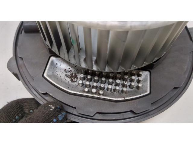 Моторчик печки  Volkswagen Atlas 2017-2020 3QF819021B    3QF819021B   