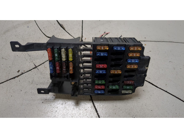 Блок предохранителей  Mercedes CLK W208 1997-2002      085450140     2
