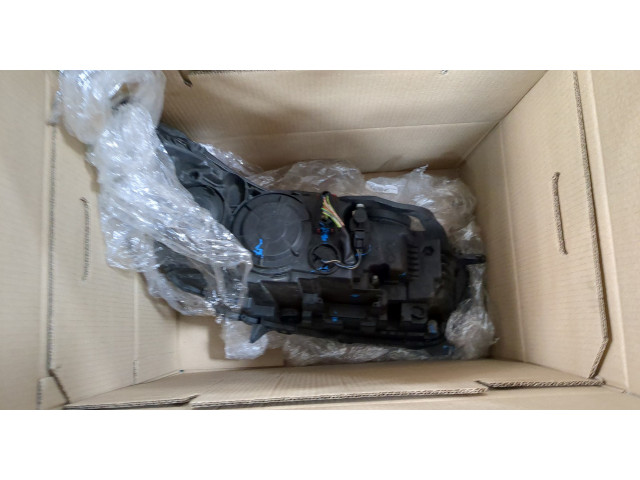 Фара передняя  Citroen C5 2008-2017 левая 