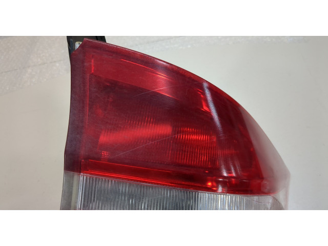 Задний фонарь          
