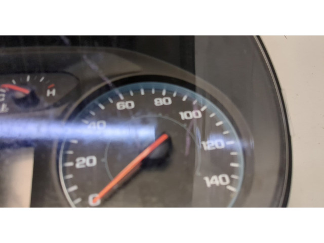 Панель приборов  Chevrolet Equinox 2017-2024       84625643     