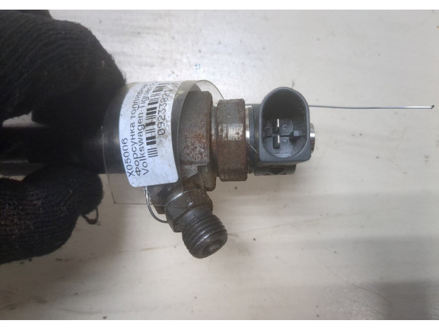 Форсунка топливная  Volkswagen Tiguan 2007-2011    0445110369     