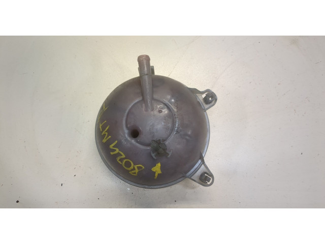 Бачок расширительный  Volkswagen Golf 7 2012-2017 5Q012140A   7  2.0