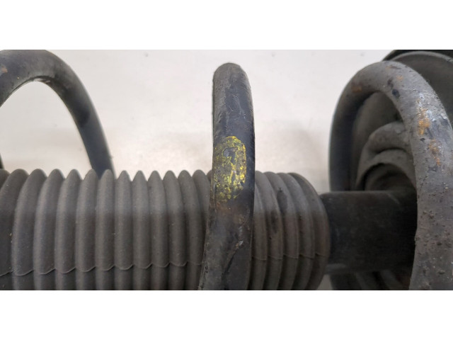 Стойка амортизатора Infiniti QX60 2013-2016