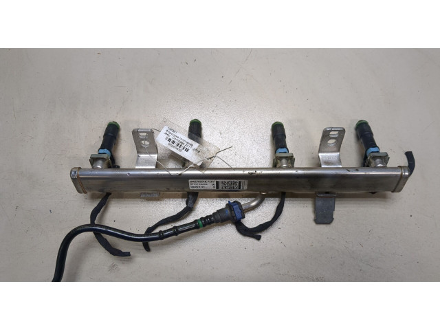 Форсунка топливная  Jeep Compass 2017-    68275067AA, 68319784AA     