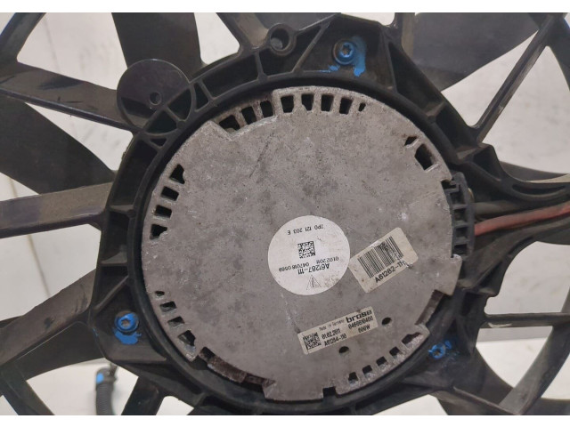 Вентилятор радиатора  Volkswagen Touareg 2010-2014    3.6 бензин       