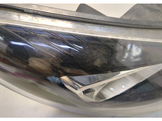 Фара передняя  Ford Focus 3 2011-2015 правая 