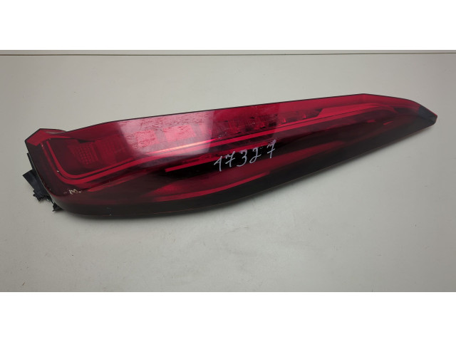 Задний фонарь          