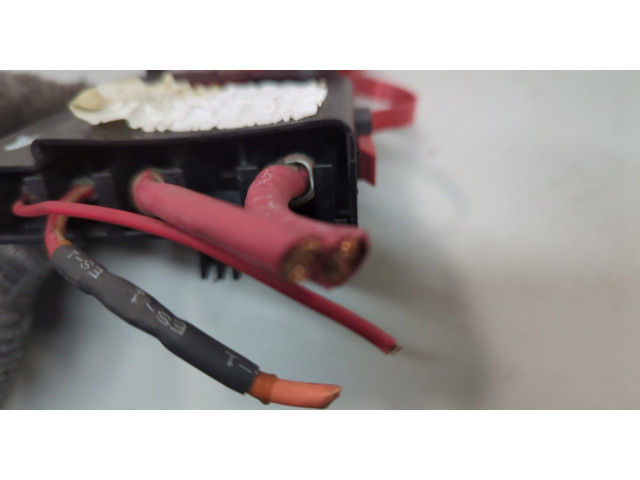 Блок предохранителей  Jeep Grand Cherokee 2010-2013         