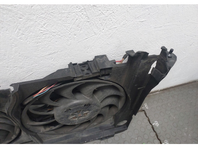 Вентилятор радиатора  Audi A8 (D3) 2007-2010           