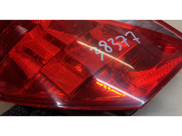 Задний фонарь Honda FRV