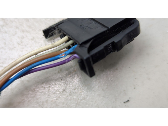 Зеркало боковое Skoda Rapid 2012-2020 правое