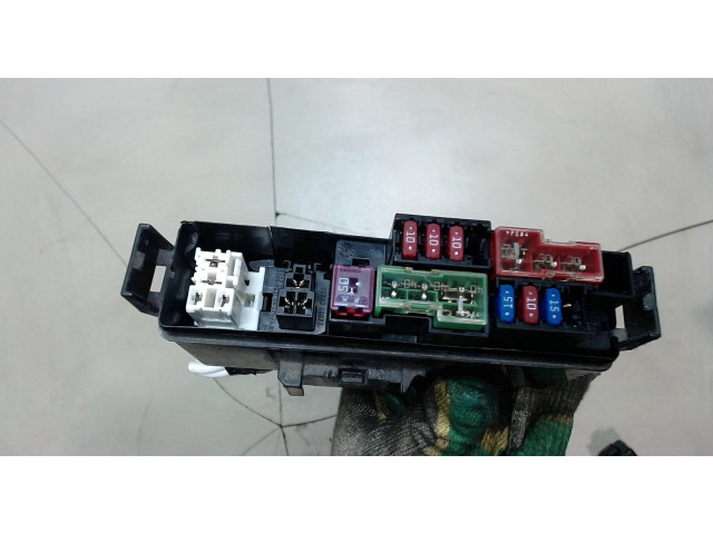 Блок предохранителей Infiniti FX 2003-2008 24381C9900 3.5