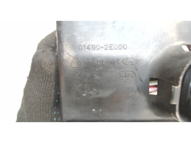 Блок предохранителей KIA Magentis 2005-2010 91490-E000 2