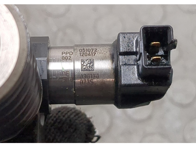 Форсунка топливная  Volkswagen Passat 6 2005-2010    03G130073S     