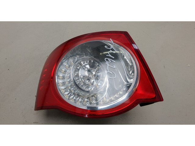 Задний фонарь          