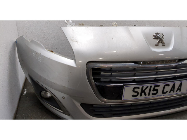 Бампер  Peugeot 5008 2009-2016 передний   