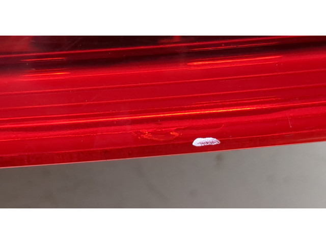 Задний фонарь 8T0945095