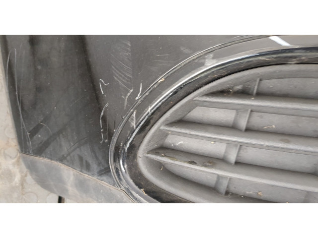 Бампер  Volkswagen Golf Plus передний   5M0807217E