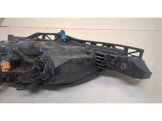 Фара передняя Mazda 3 (BK) 2003-2009 правая