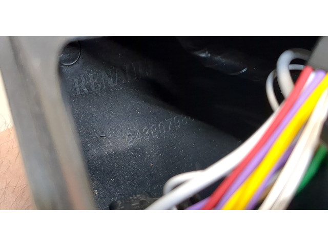 Блок предохранителей  Dacia Duster 2017-2024      24807986   