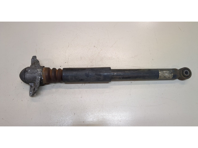 Стойка амортизатора  Volkswagen Passat CC 2012-2017      